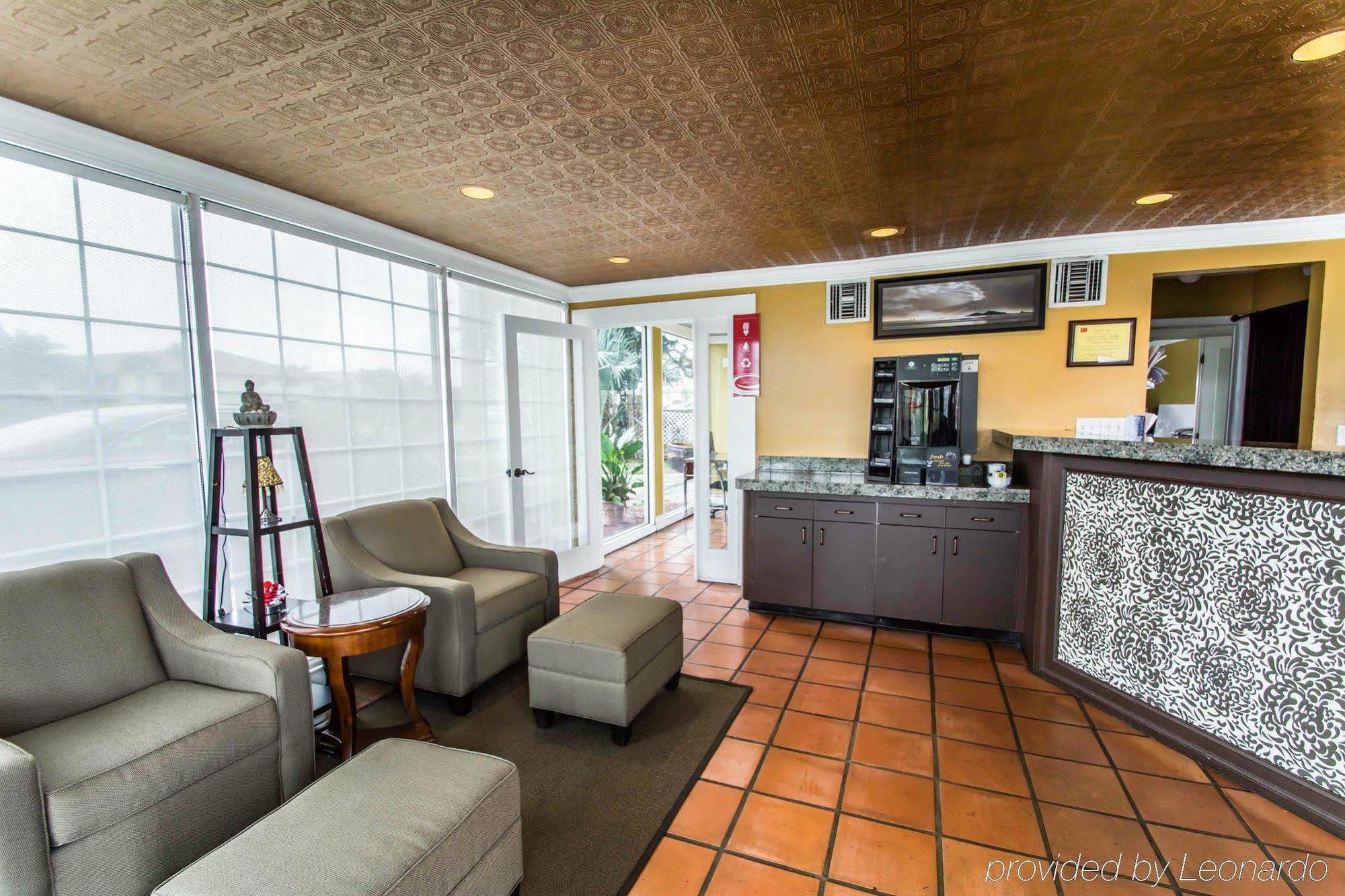 Econo Lodge Cocoa Beach - Near The Port Buitenkant foto